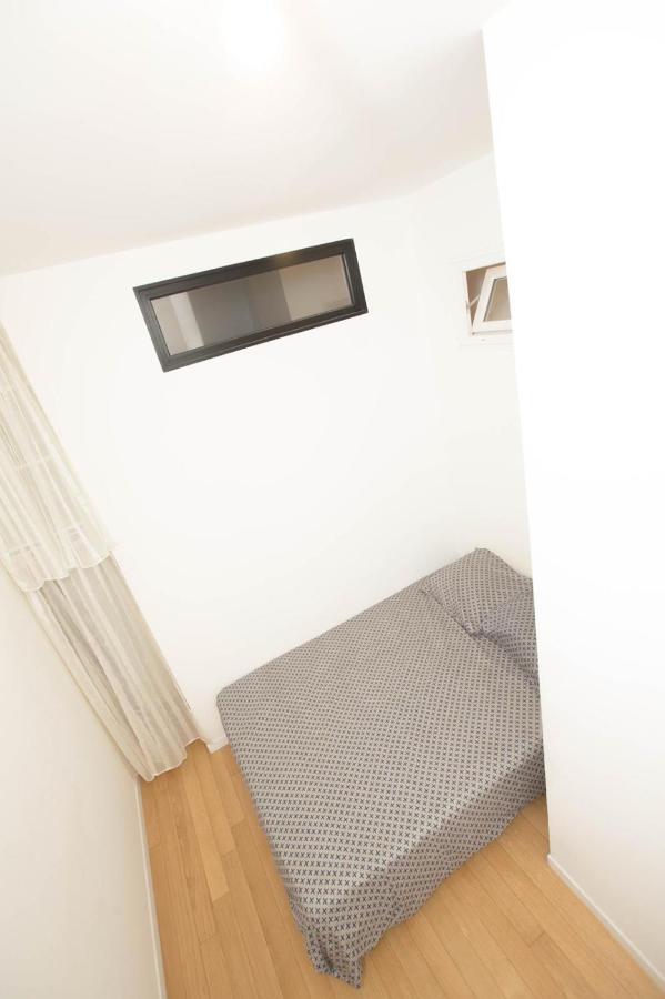 Location F3 ฟองเตเนย์-โอซ์-โรซส์ ภายนอก รูปภาพ