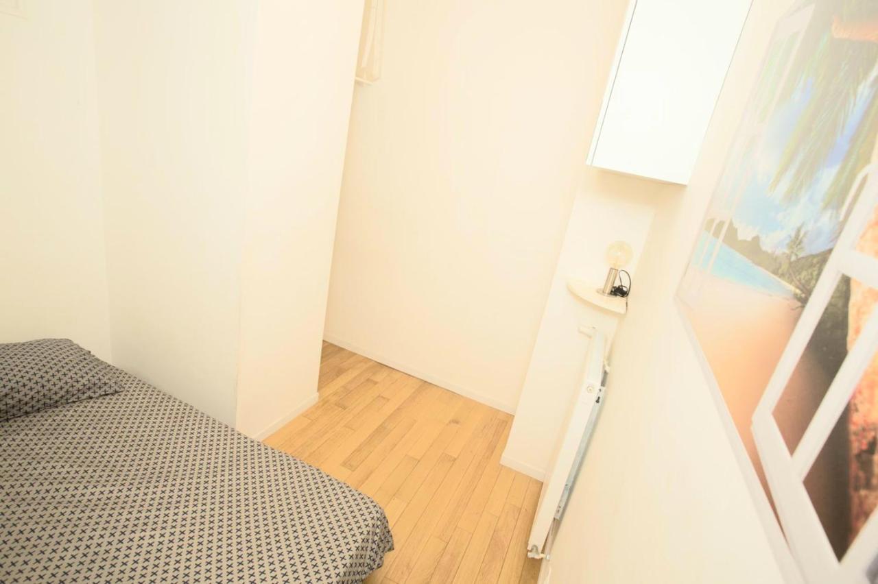 Location F3 ฟองเตเนย์-โอซ์-โรซส์ ภายนอก รูปภาพ